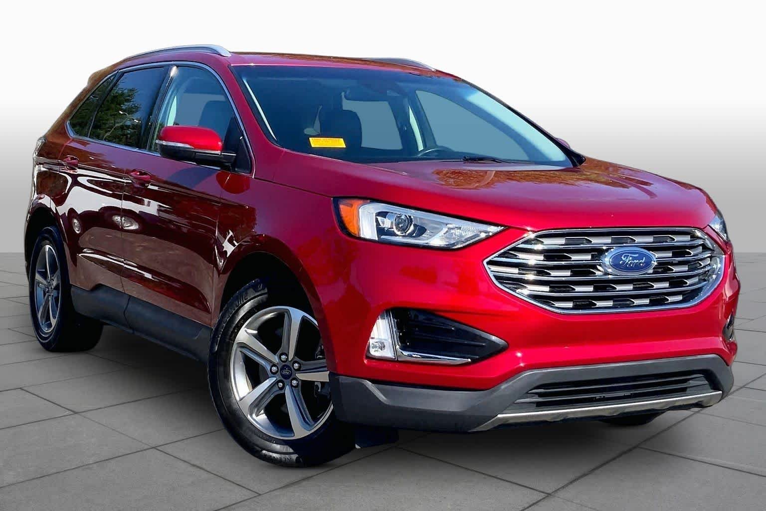 Used 2020 Rapid Red Metallic Tinted Clearcoat Ford SEL image 3