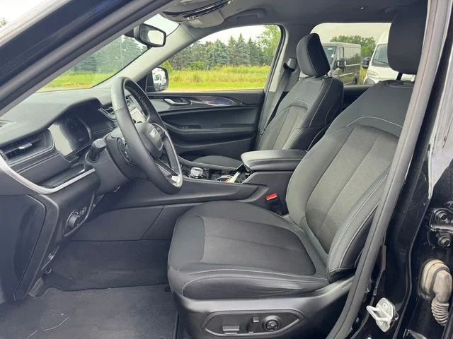 Certified Used 2022 Black Jeep Laredo image 25