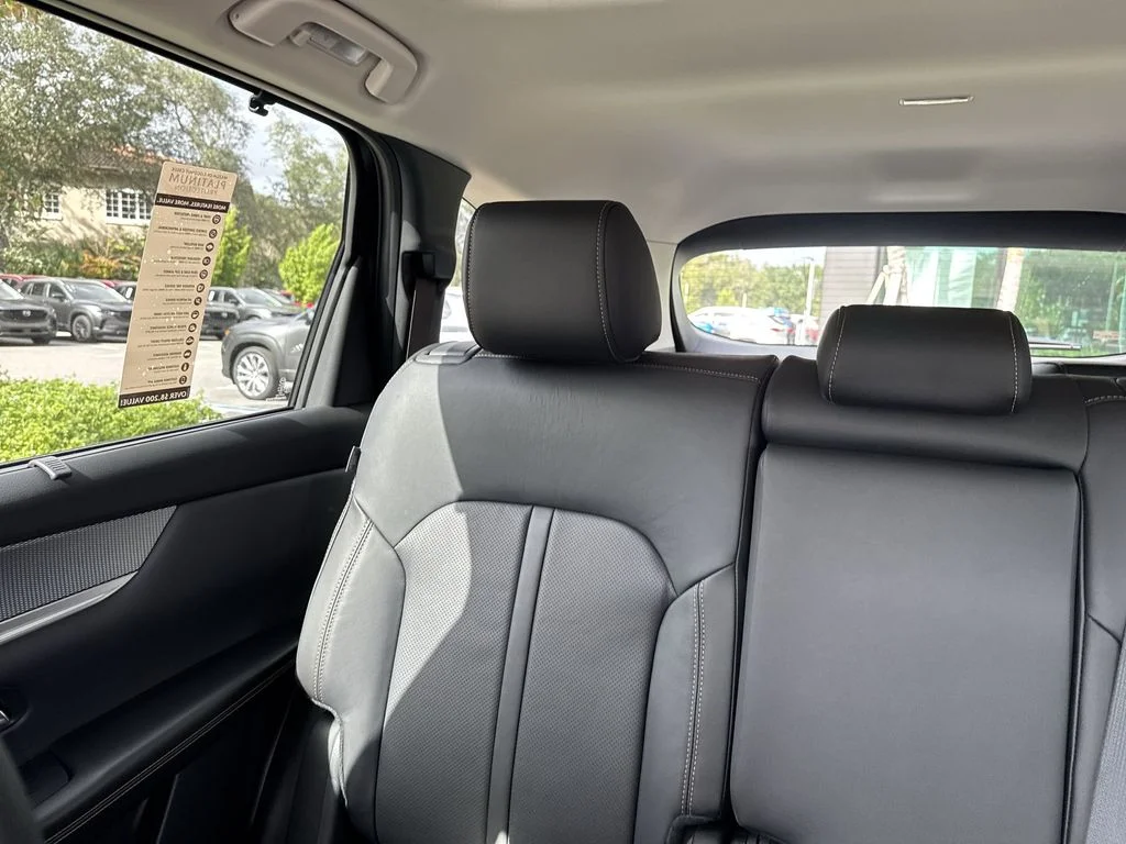 2026 Mazda CX-90 Premium Package - Photo 17