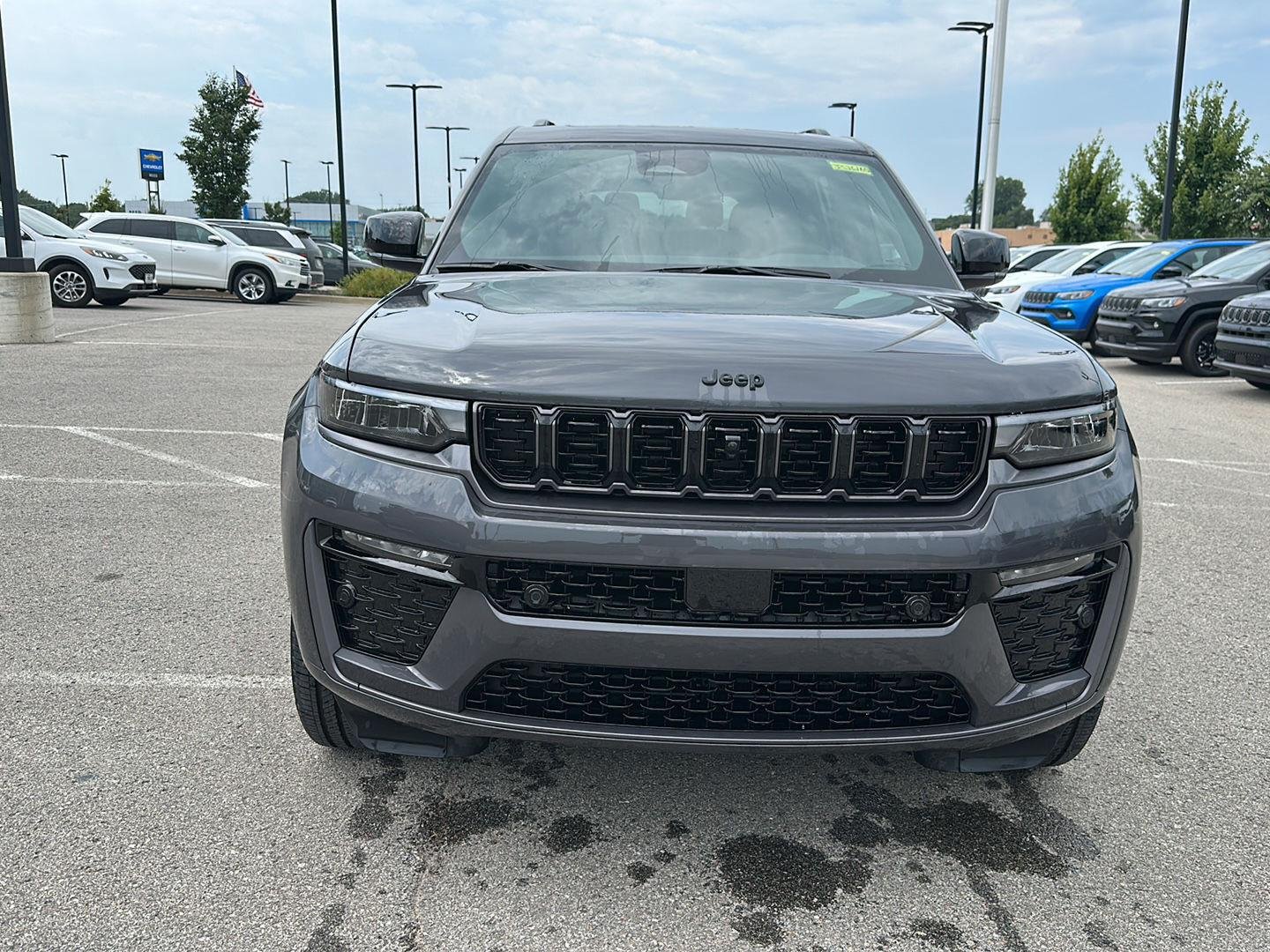 New 2026 Baltic Gray Metallic Clearcoat Jeep Limited Reserve image 6