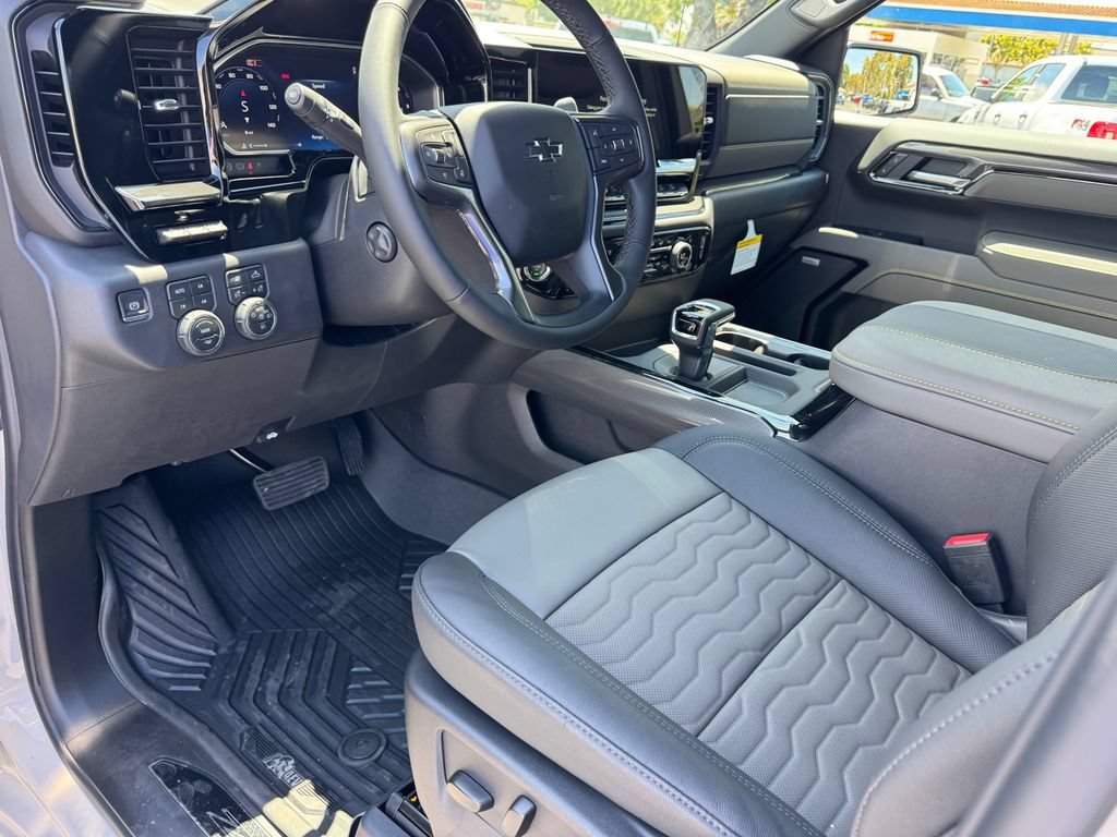 2026 Chevrolet Silverado 1500 ZR2 - Photo 15