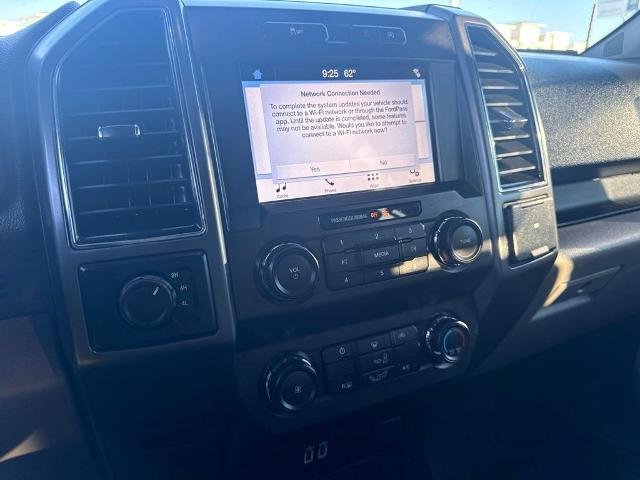 Used 2019 Magnetic Metallic Ford  image 22