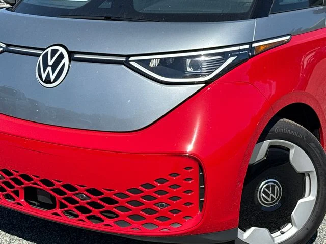 New 2025 Cherry Red W/Metro Silver Upper Volkswagen Pro S image 8