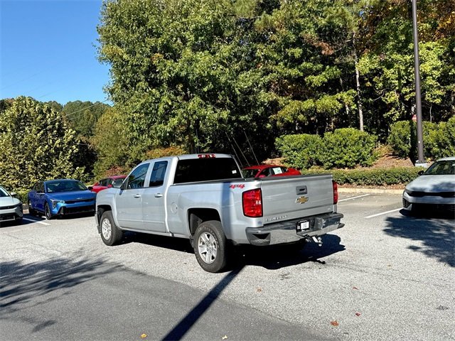 2019 Chevrolet Silverado 1500 LT photo 3