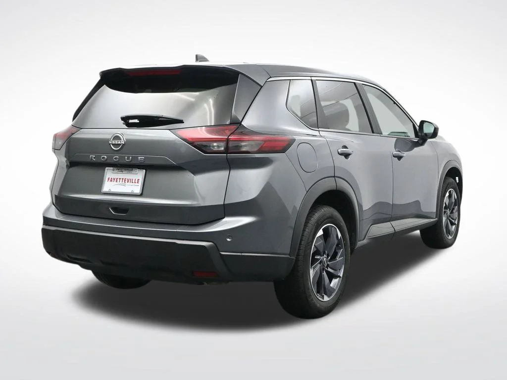Used 2025 Gray Nissan SV image 6