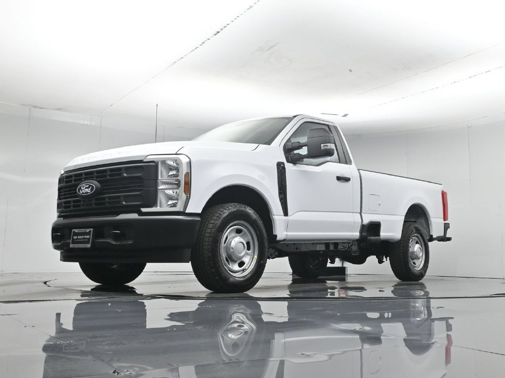 New 2027 Oxford White Ford XL image 39