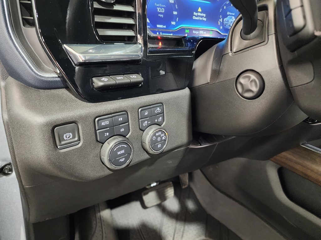Used 2024 Sterling Gray Metallic Chevrolet High Country image 27