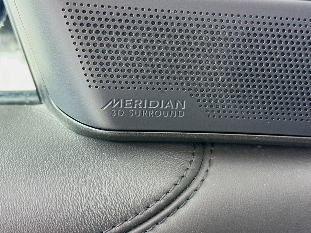 Certified Used 2023 Black Land Rover SE image 20