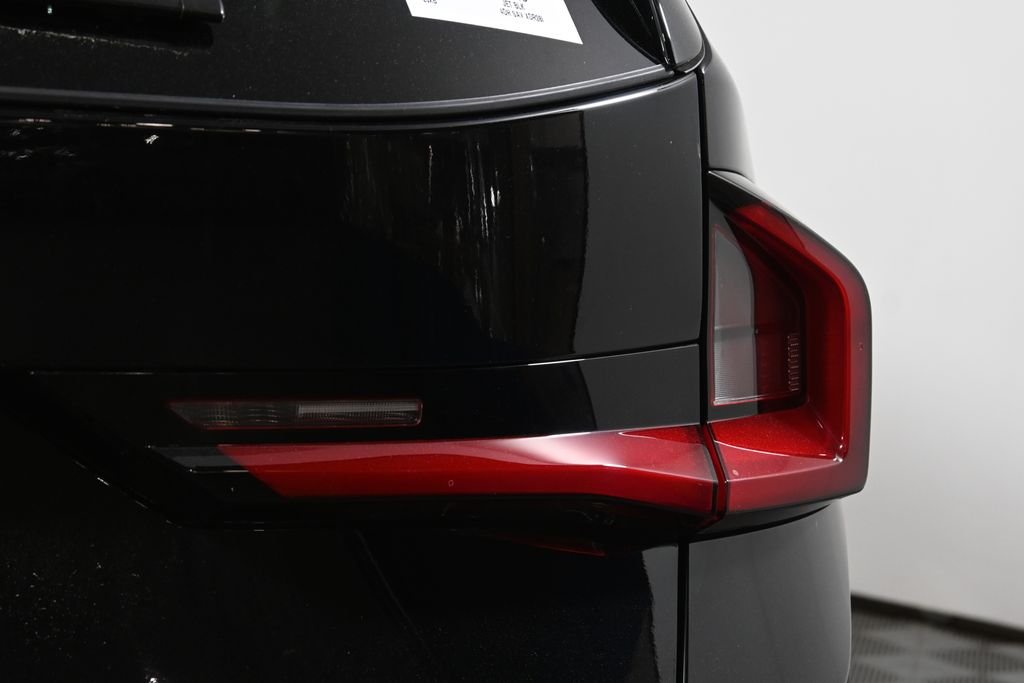 New 2026 Jet Black BMW xDrive28i image 13