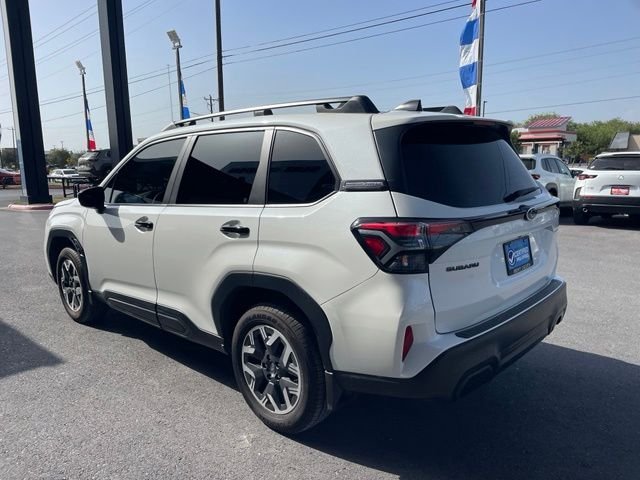 Used 2026 White Subaru Base image 5