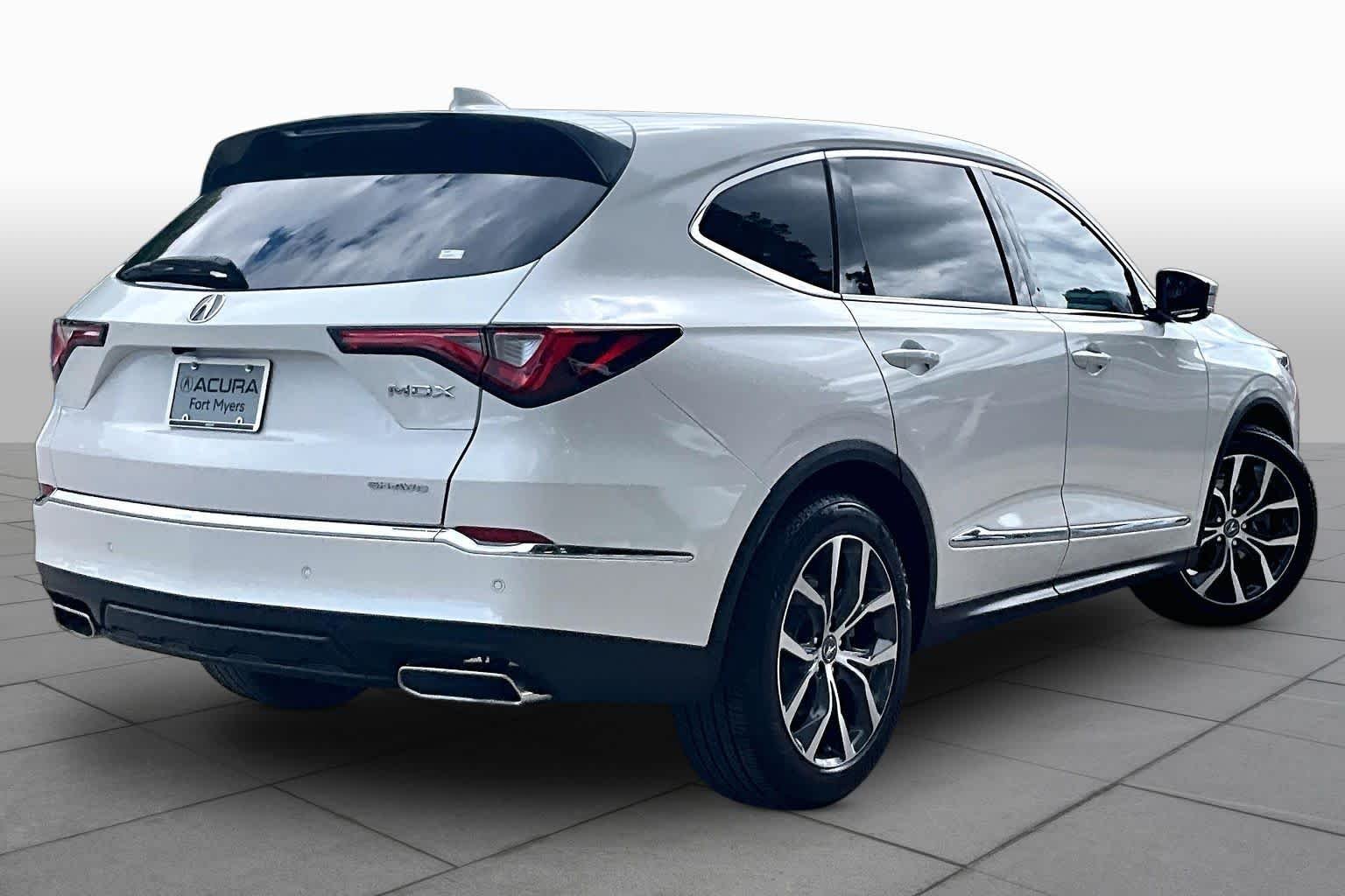 Used 2024 Platinum White Pearl Acura w/Technology Package image 13