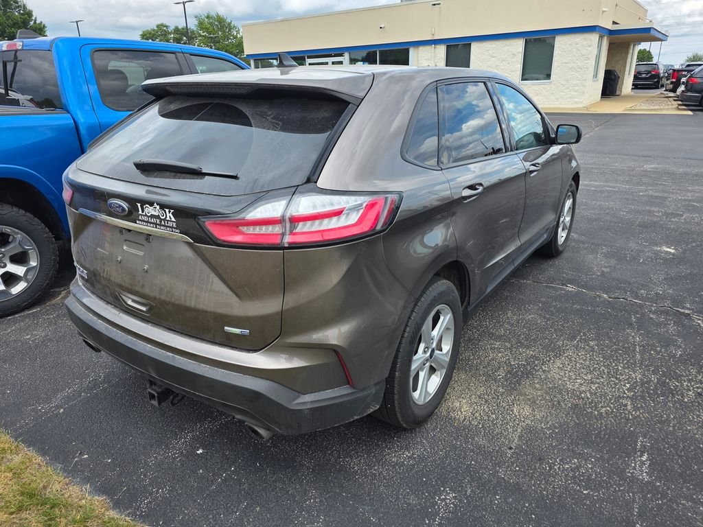 Used 2019 Stone Gray Metallic Ford SE image 4