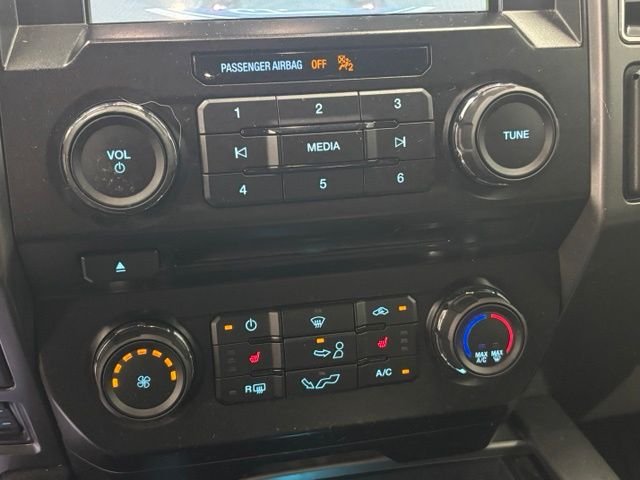 Used 2017 Gray Ford XLT image 31