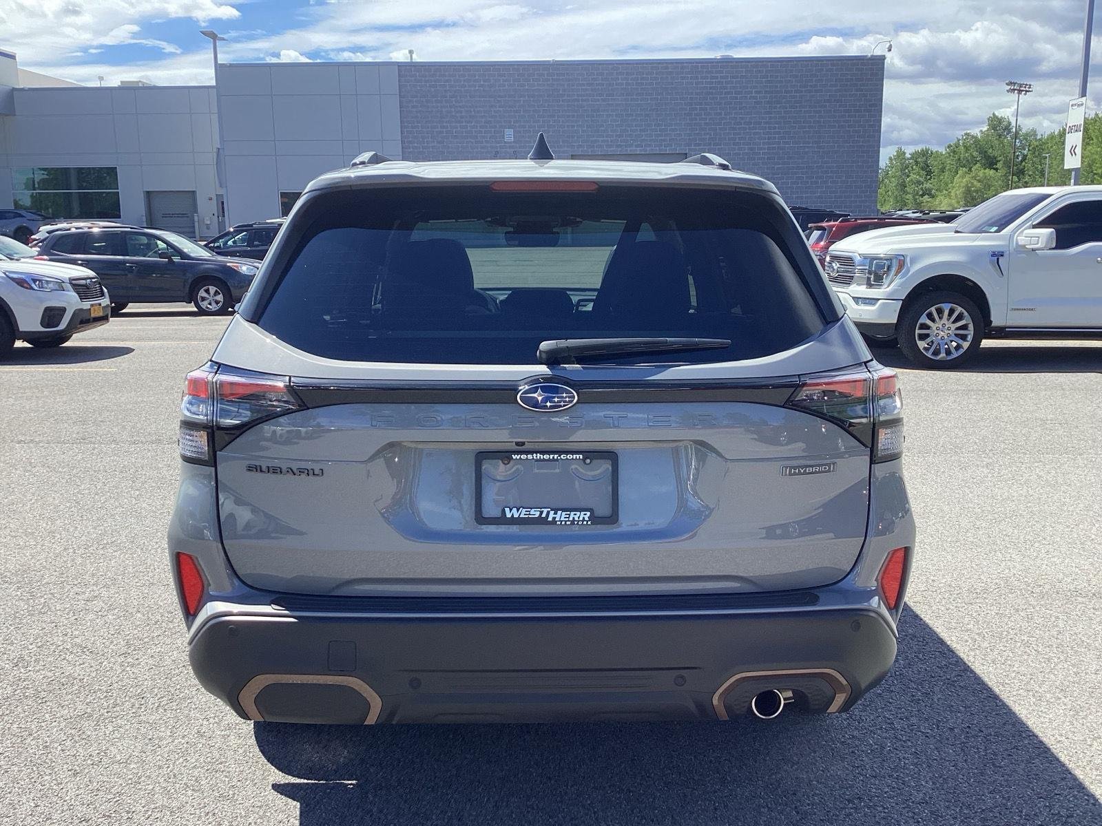 Certified Used 2025 Pearl Subaru Sport image 6