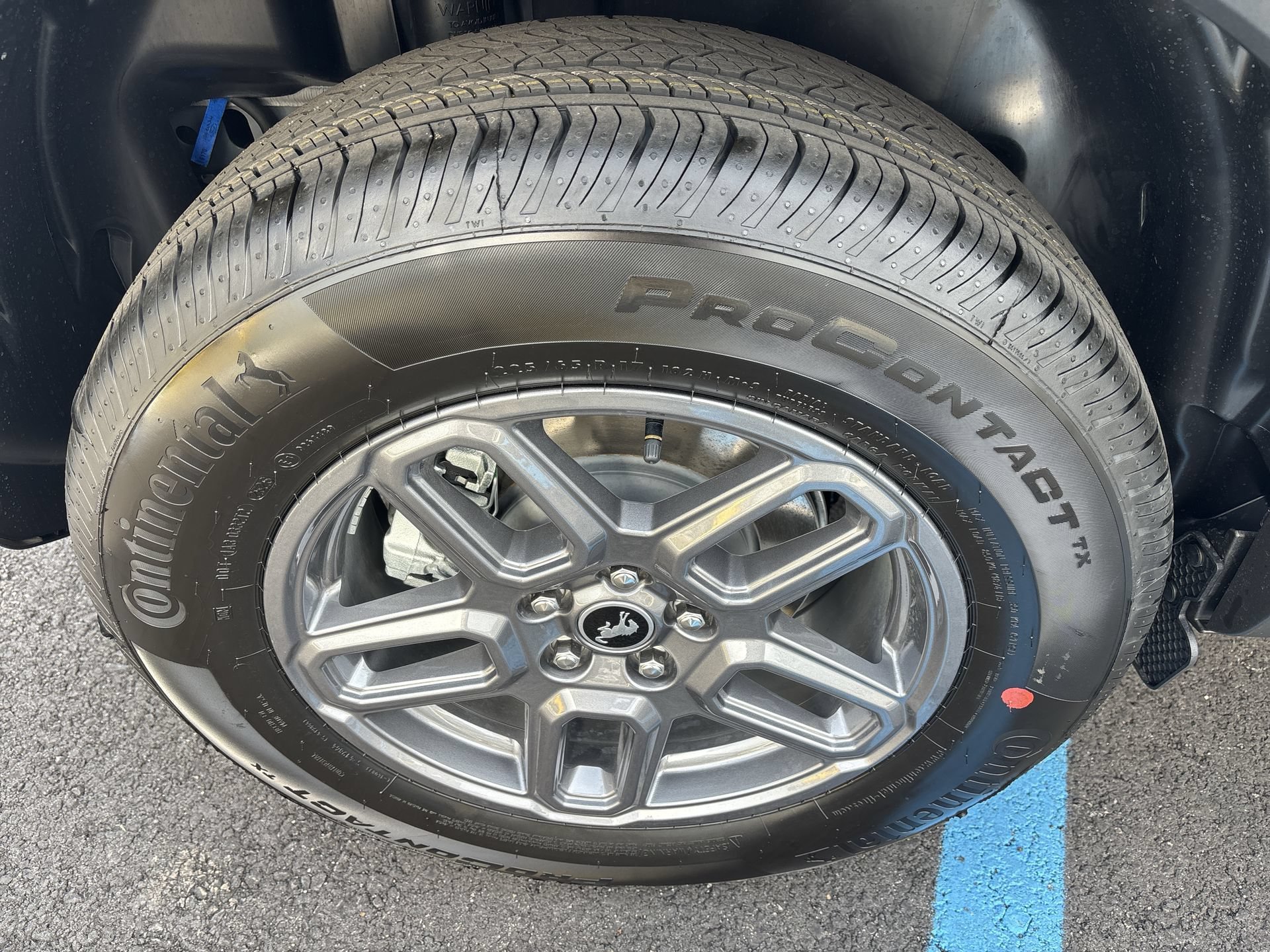 New 2026 Carbonized Gray Metallic Ford Big Bend® image 18