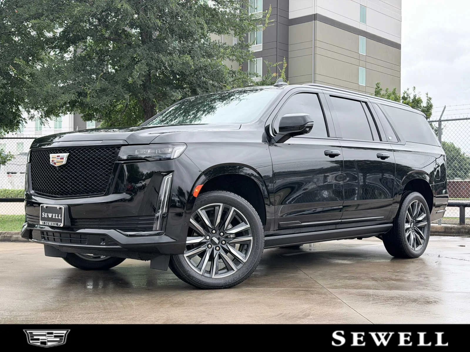 2023 Cadillac Escalade ESV 4WD Sport Platinum's photo