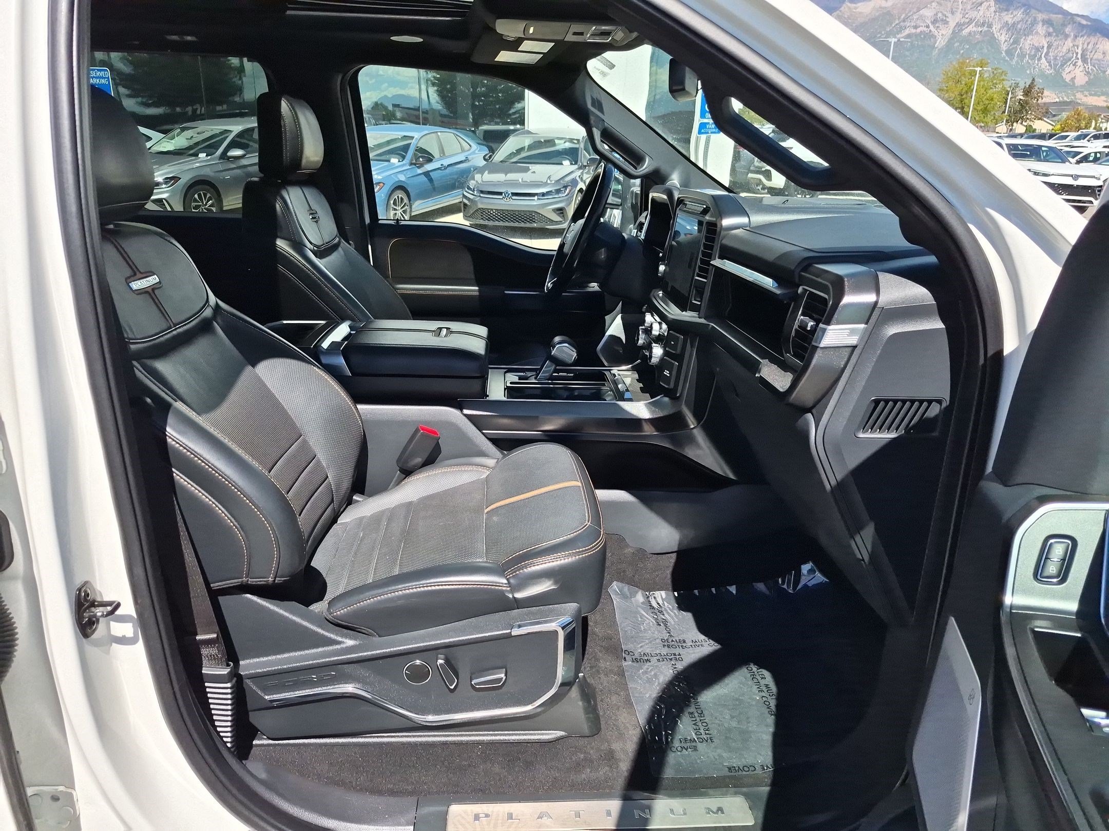 Used 2023 Star White Metallic Tri-Coat Ford Platinum image 33