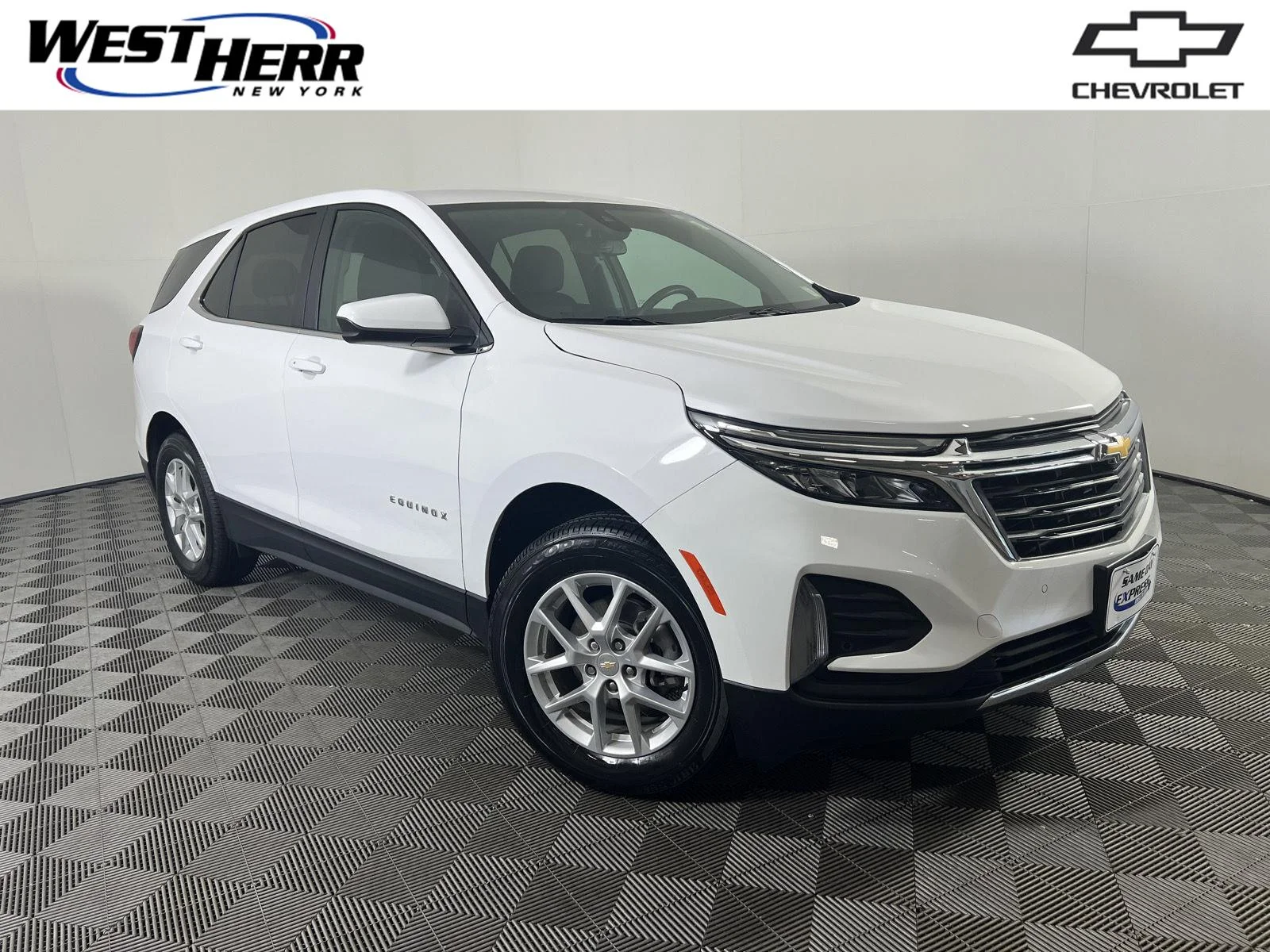 Used 2024 Summit White Chevrolet LT image 1