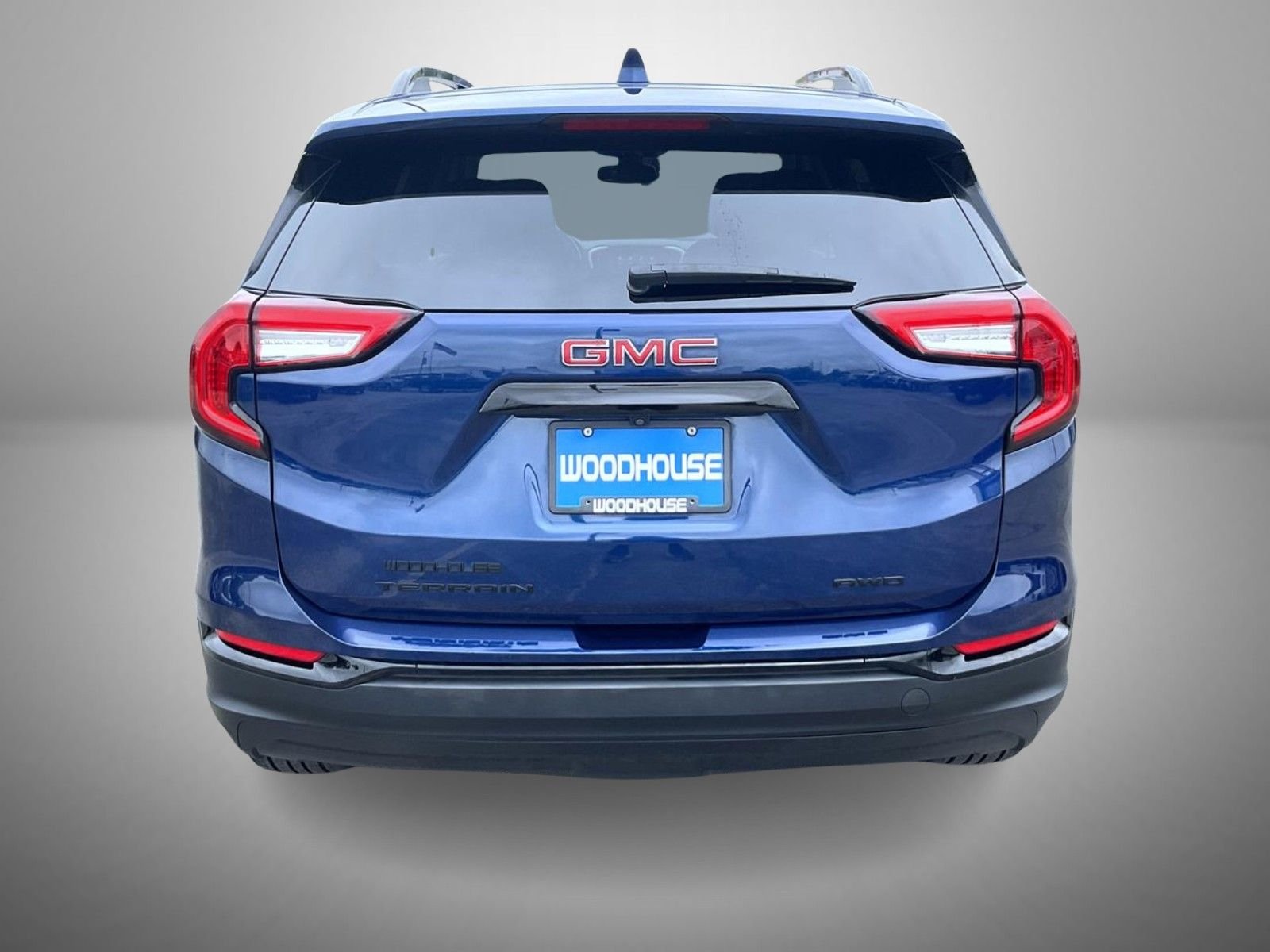 Used 2022 Blue GMC SLE image 6
