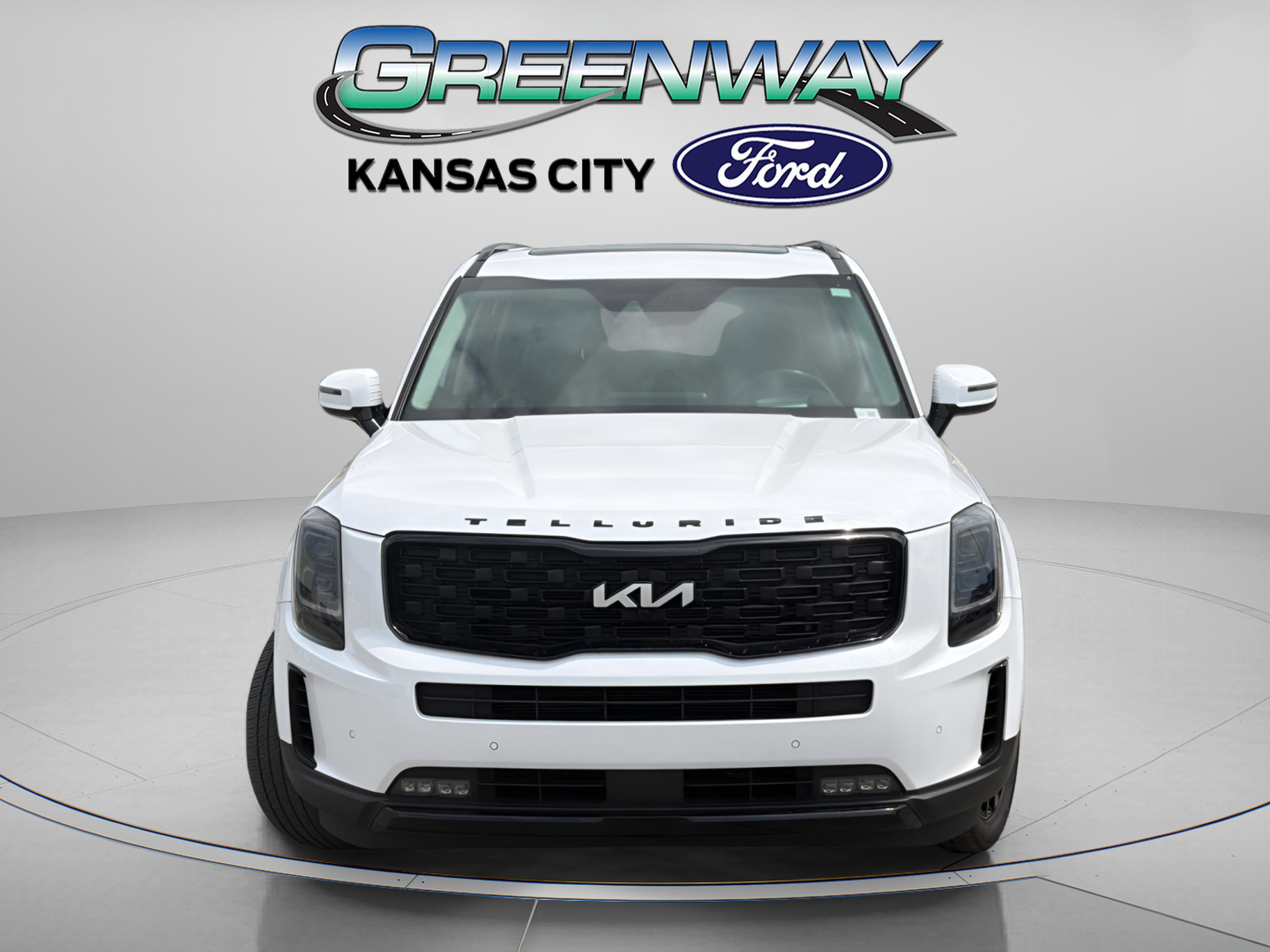 Used 2022 Kia Telluride SX with VIN 5XYP5DHC9NG316200 for sale in Kansas City