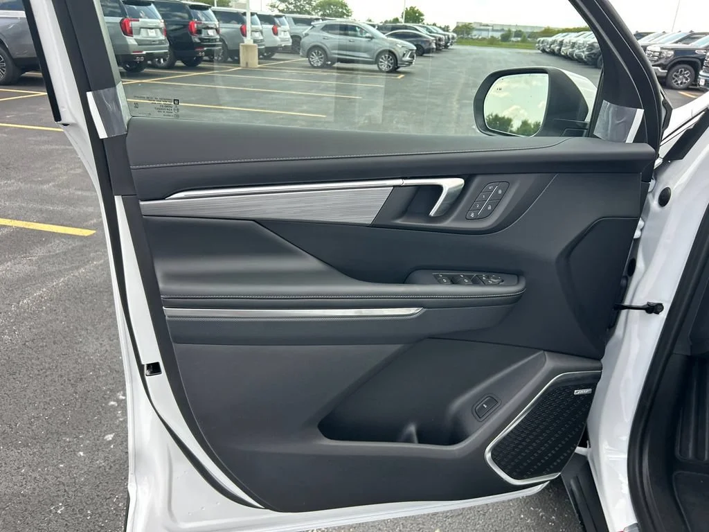 2027 Buick Enclave Preferred - Photo 16