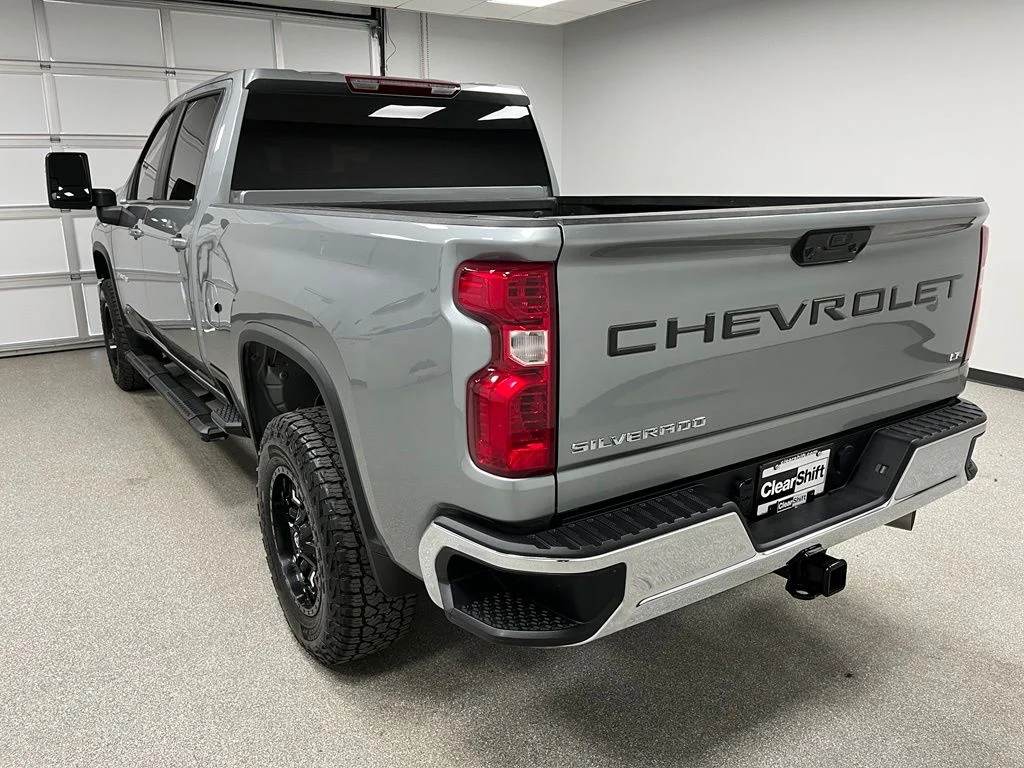 Used 2025 Gray Chevrolet LT image 8