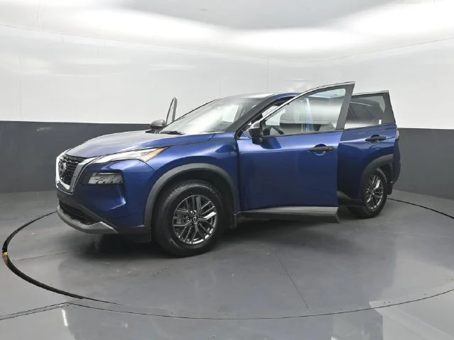 Used 2023 Blue Nissan S image 31