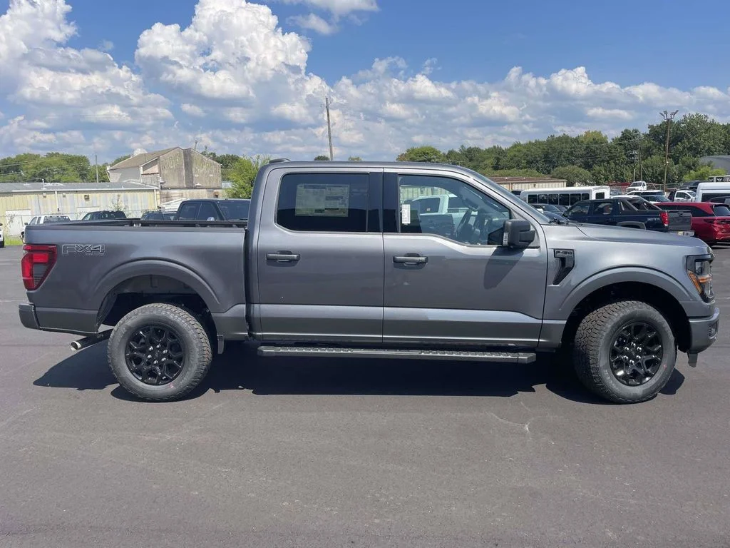 New 2026 Gray Ford XLT image 2