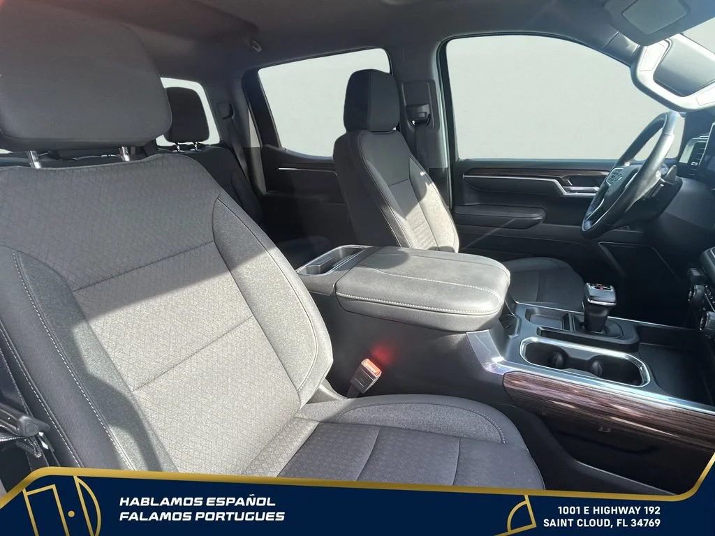 Used 2025 Sterling Gray Metallic Chevrolet RST image 32