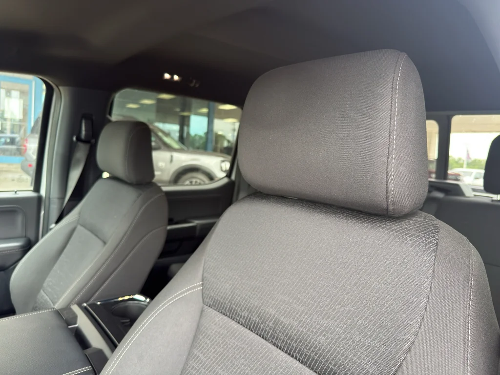 Used 2023 AVALANCHE Ford XLT image 4