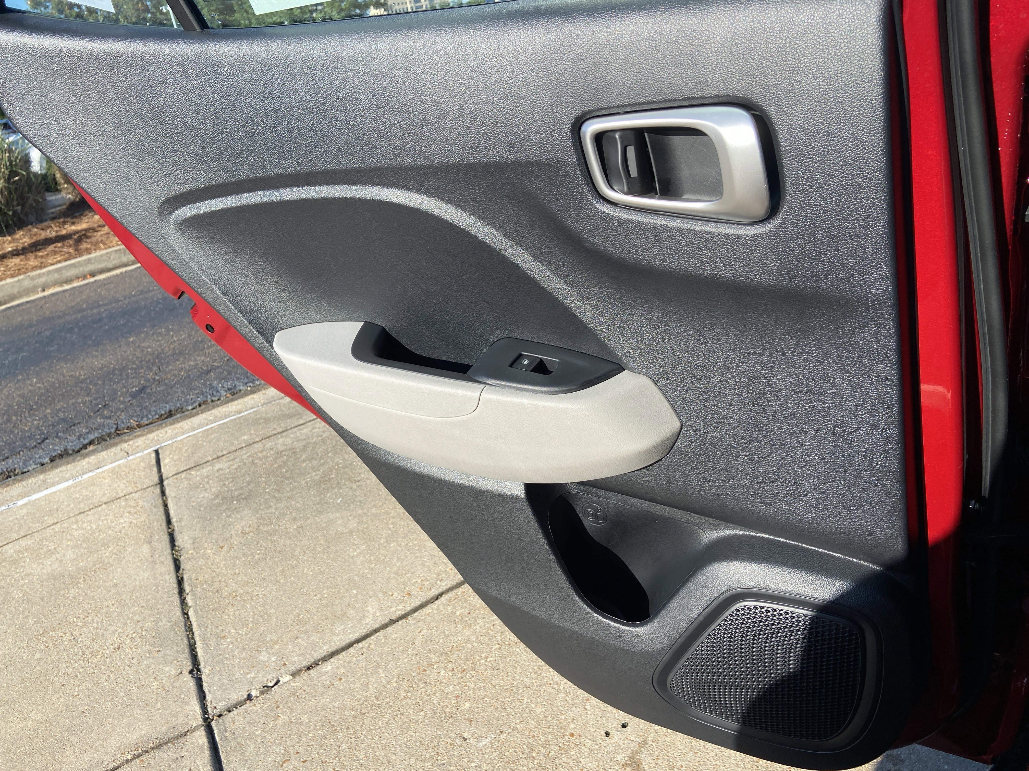 Used 2025 Ultimate Red Hyundai SEL image 52