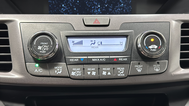 Used 2015 Gray Honda LX image 17