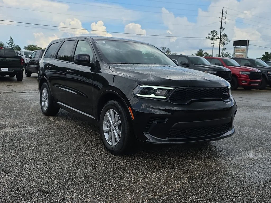 New 2026 Diamond Black Clear-Coat Exterior Paint Dodge GT image 8