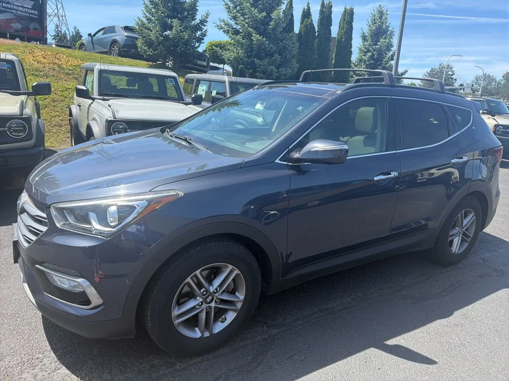 Used 2018 Marlin Blue Hyundai 2.4 Base image 1