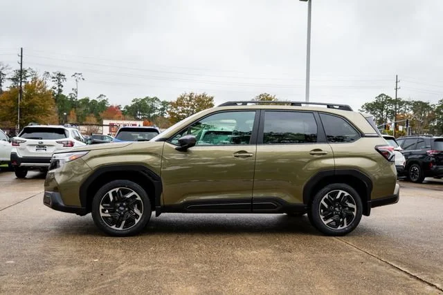New 2026 Autumn Green Metallic Subaru Limited image 2