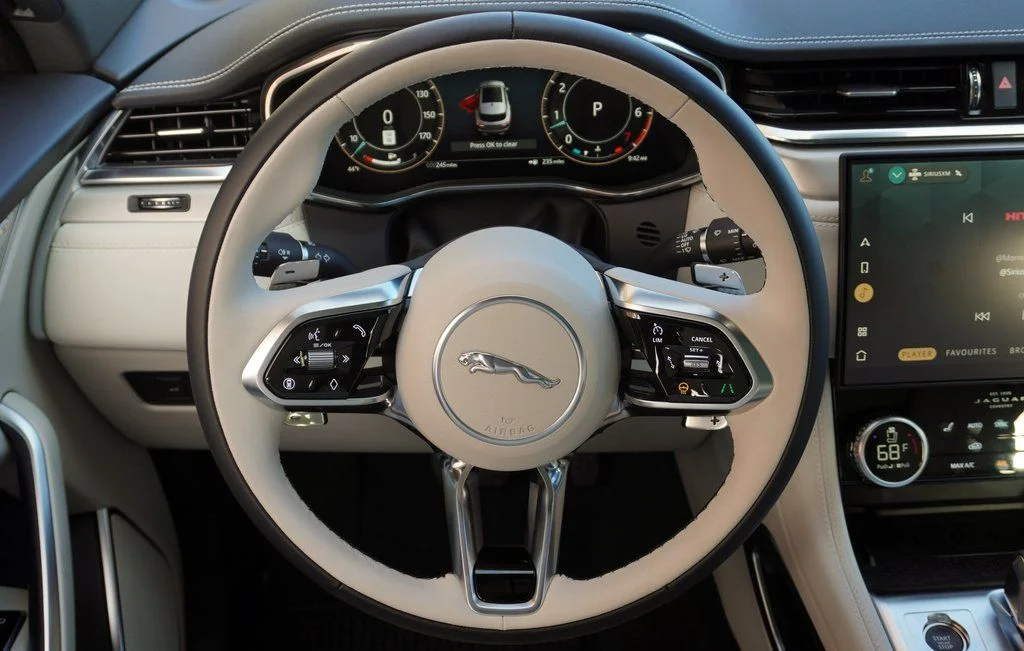 Used 2025 White Jaguar P400 R-Dynamic S image 16