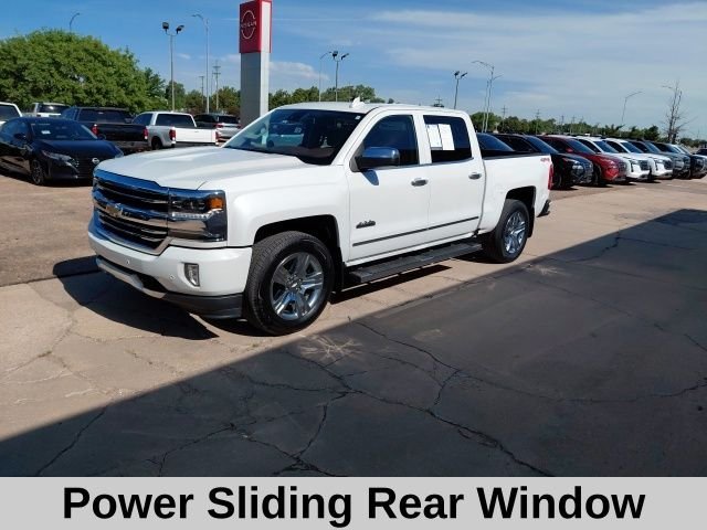 Used 2018 Beige Chevrolet High Country image 9