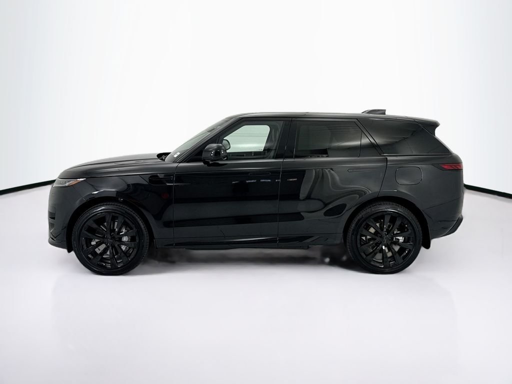 New 2026 Santorini Black Land Rover Dynamic SE image 8