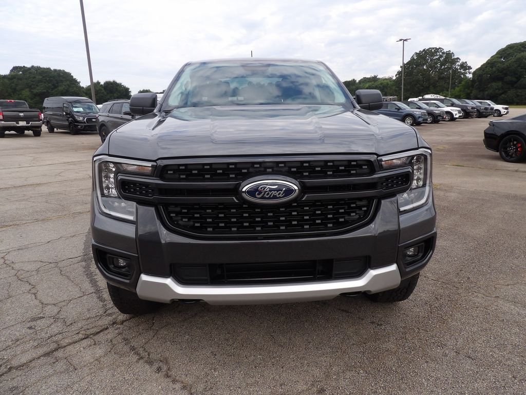 New 2026 Carbonized Gray Metallic Ford XLT image 4