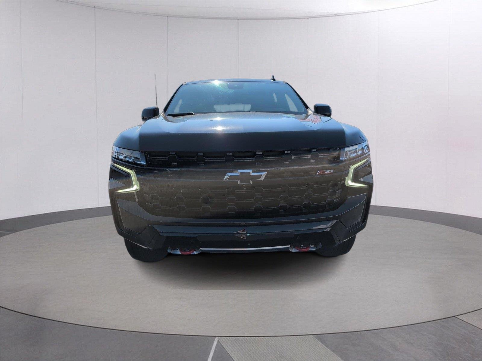 Used 2024 Black Chevrolet Z71 image 8