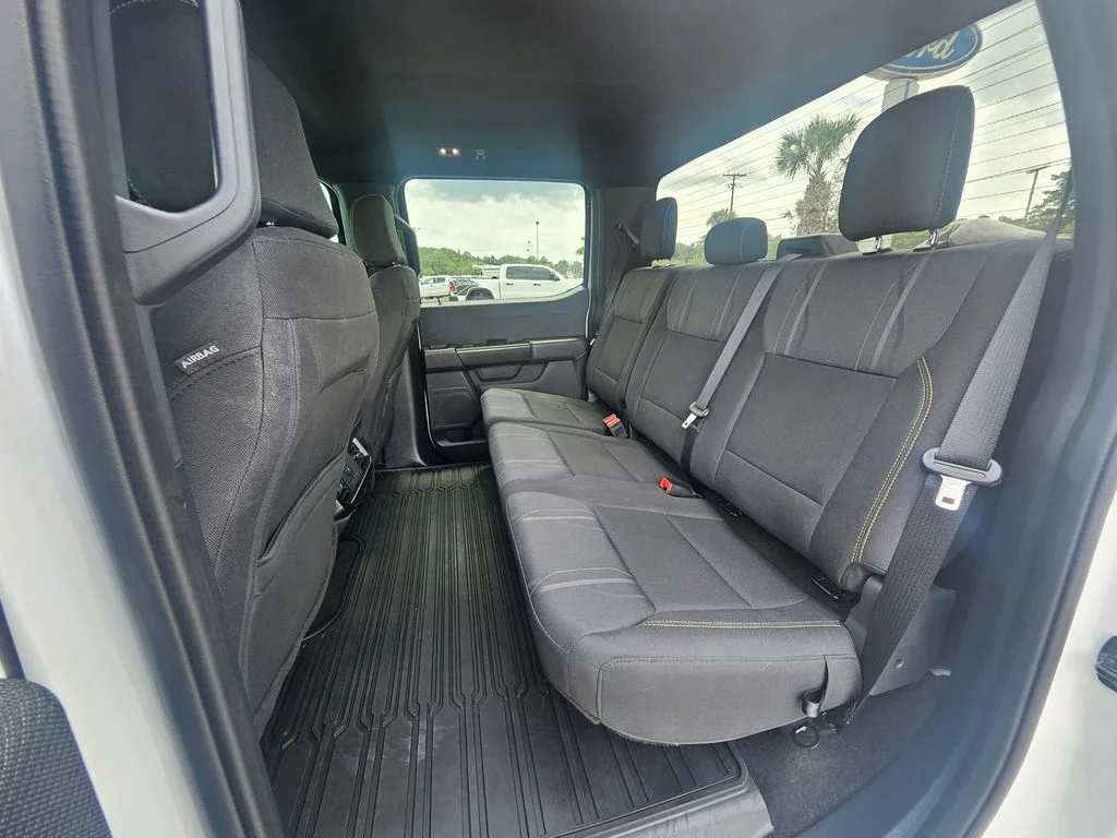 Certified Used 2025 Oxford White Ford STX image 11