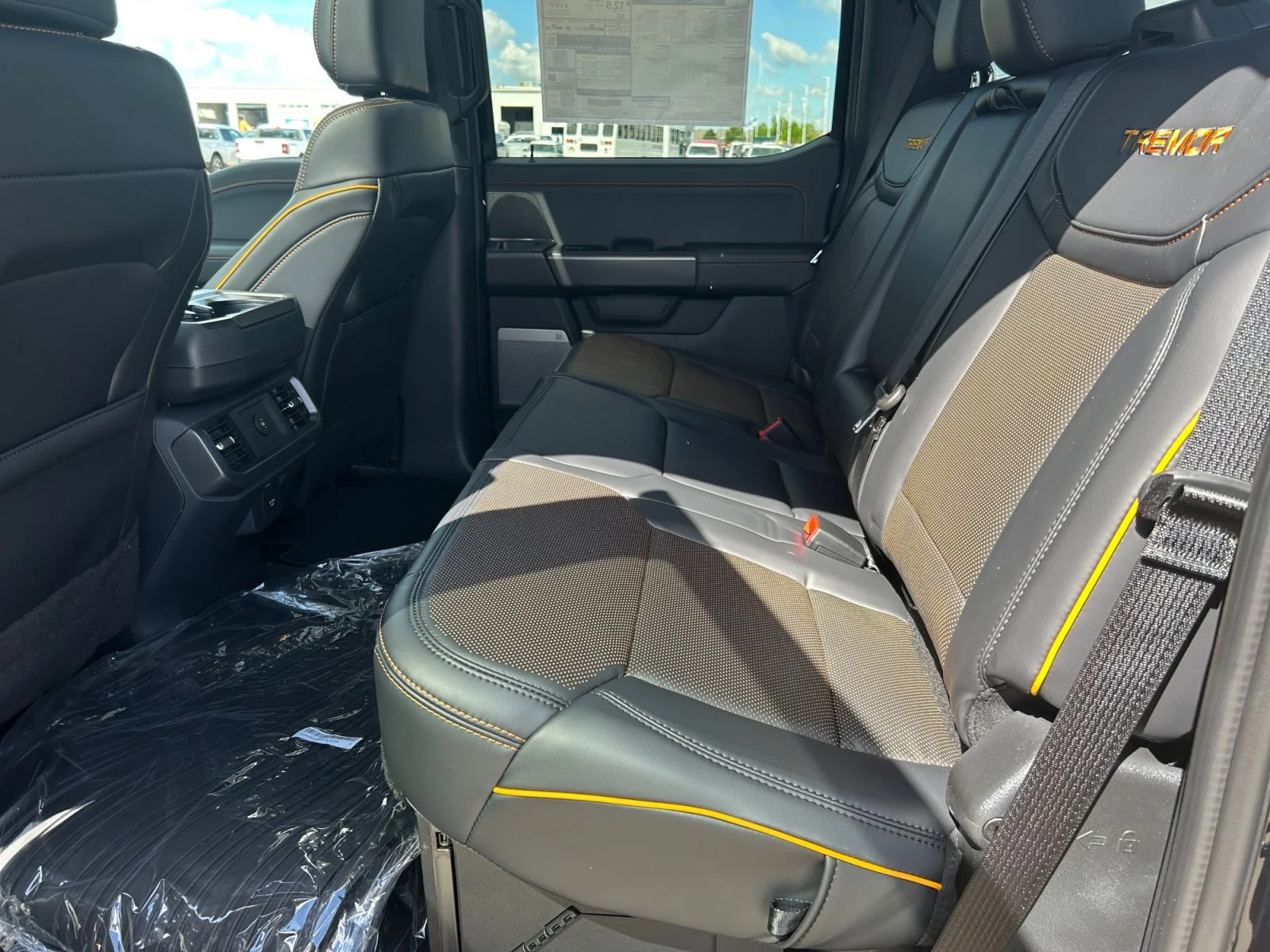 New 2026 Agate Black Metallic Ford Tremor image 19