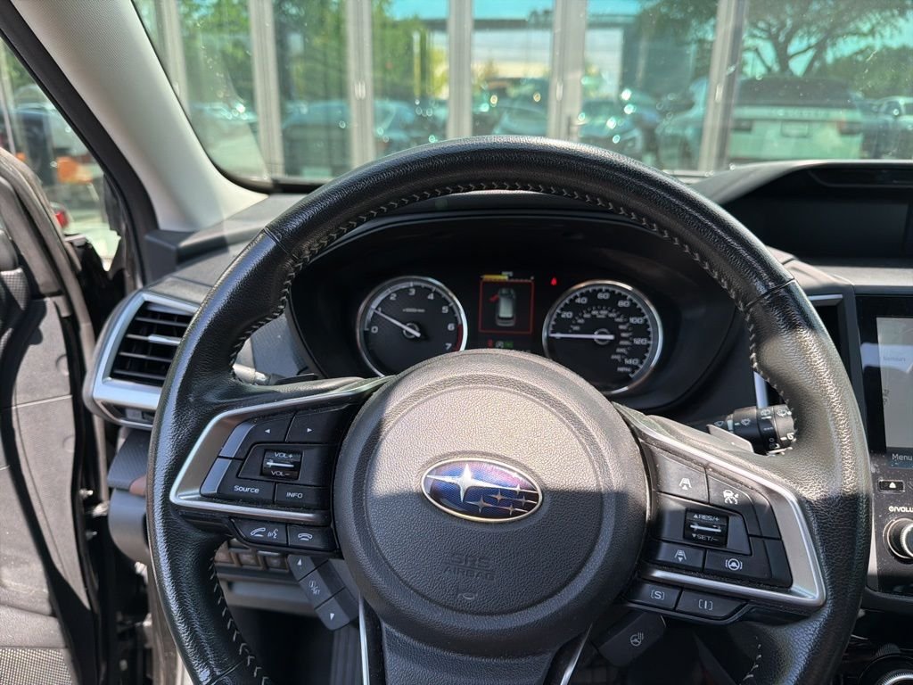 Used 2022 Crystal Black Silica Subaru Touring image 10
