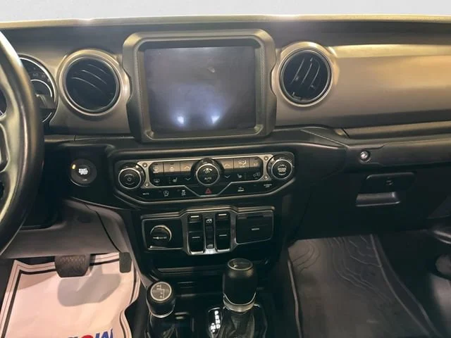 Used 2022 Green Jeep Willys 4x4 image 12