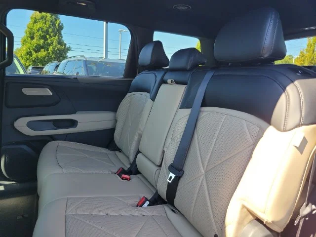 New 2027 Black Jade Green Kia EX image 9