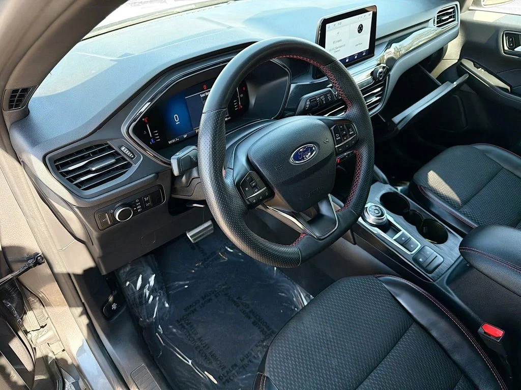 2023 Ford Escape ST-Line - Photo 25