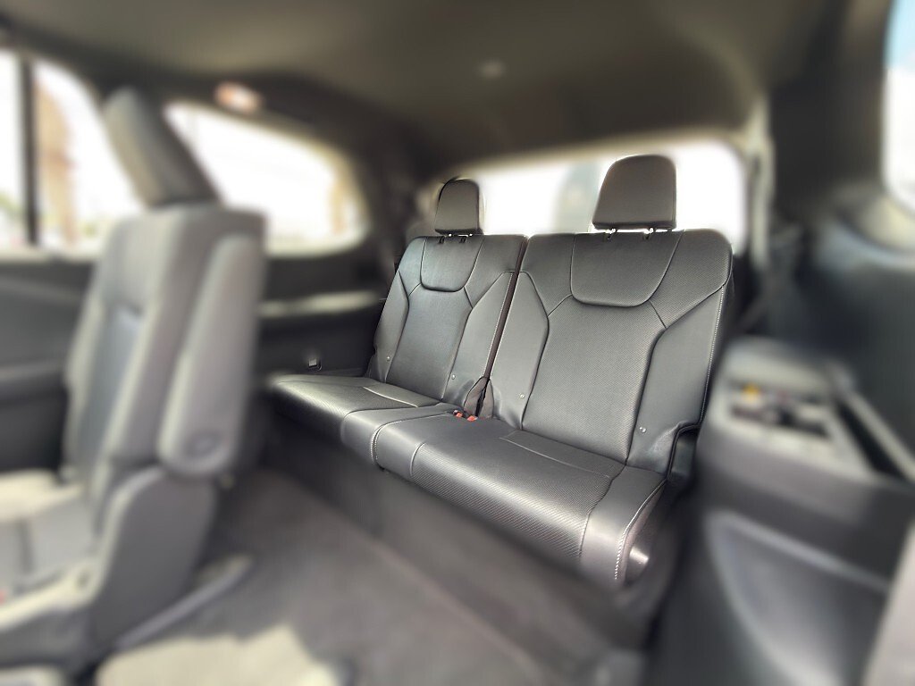 Certified Used 2026 WIND CHILL PEARL Lexus Premium image 12