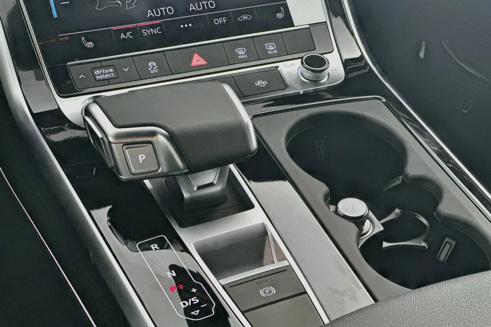 New 2026 Glacier White Metallic Audi Premium image 7
