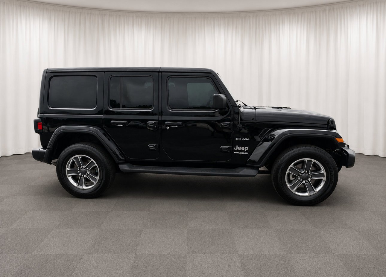 Used 2019 Black Clearcoat Jeep Sahara image 2