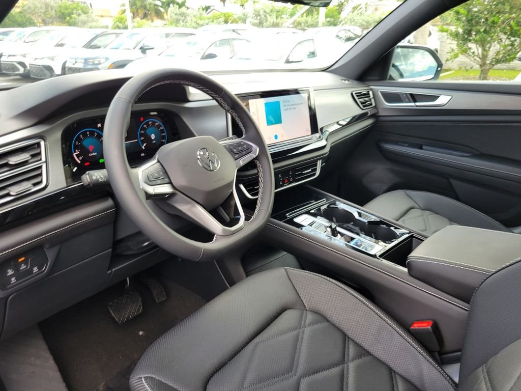 New 2026 White/off-white Volkswagen 2.0T SE w/Technology image 12
